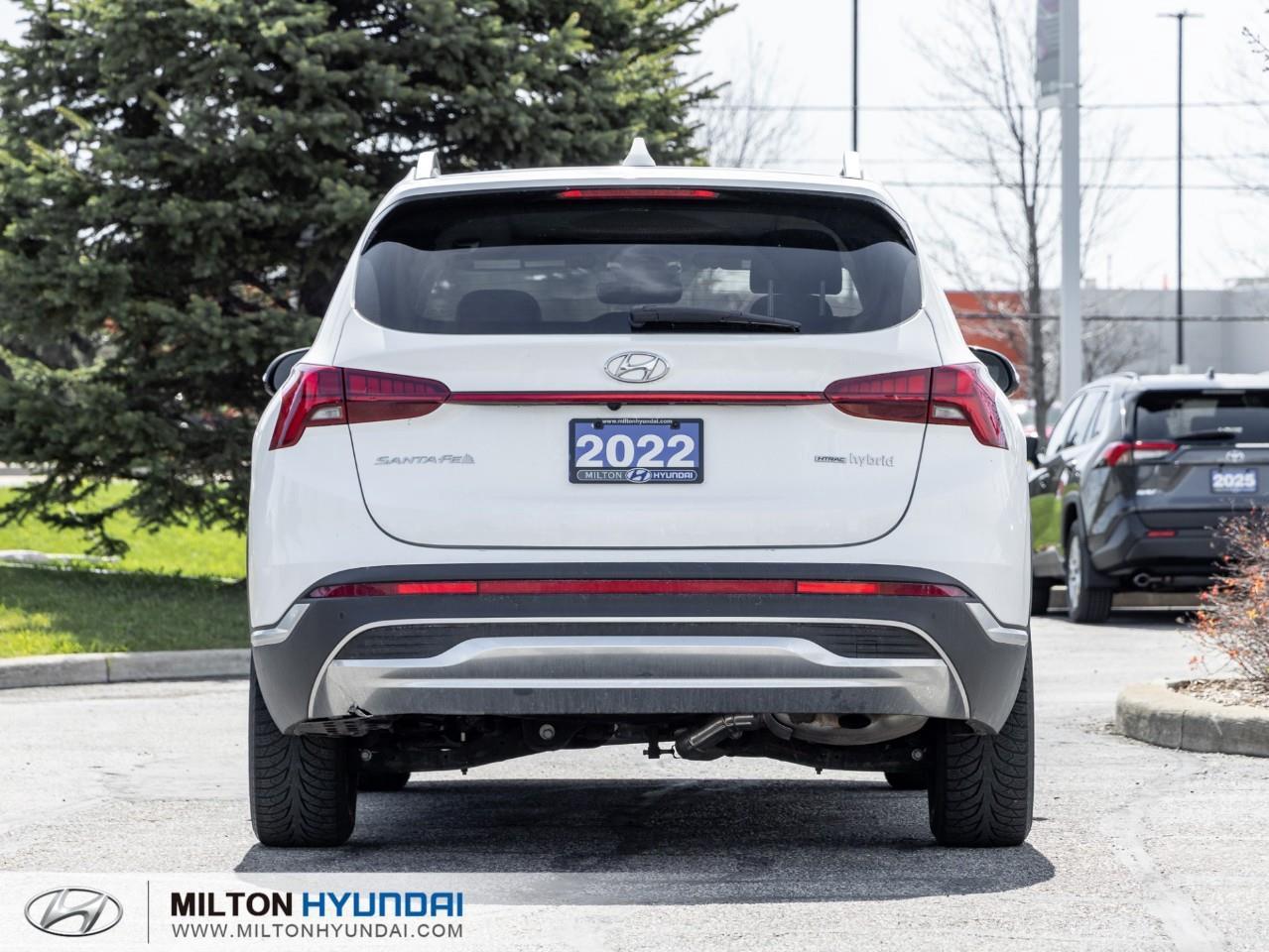 2022 Hyundai Santa Fe HEV Luxury 4dr All-Wheel Drive Photo