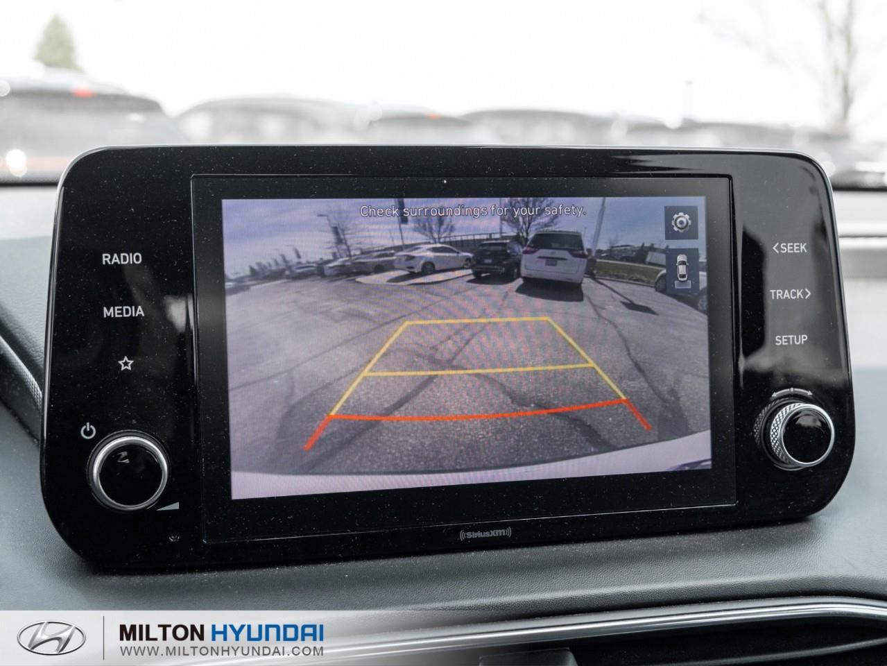 2022 Hyundai Santa Fe HEV Luxury 4dr All-Wheel Drive Photo