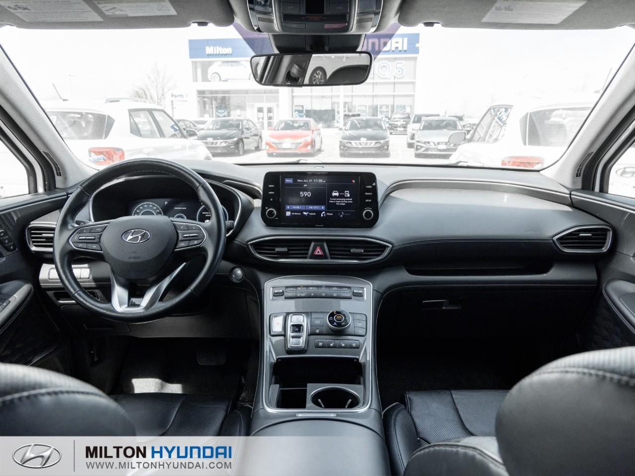 2022 Hyundai Santa Fe HEV Luxury 4dr All-Wheel Drive Photo