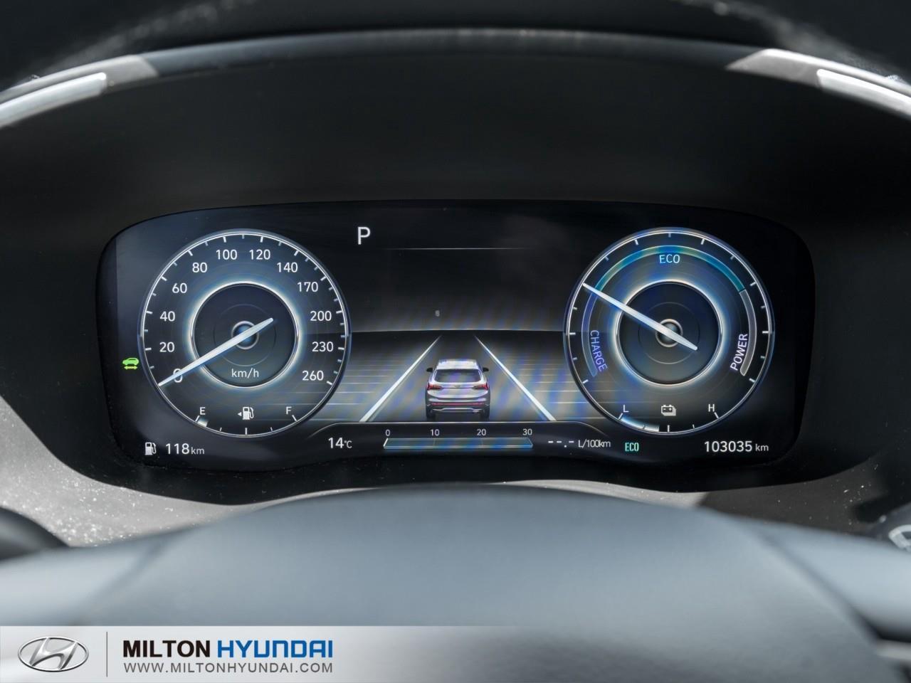 2022 Hyundai Santa Fe HEV Luxury 4dr All-Wheel Drive Photo