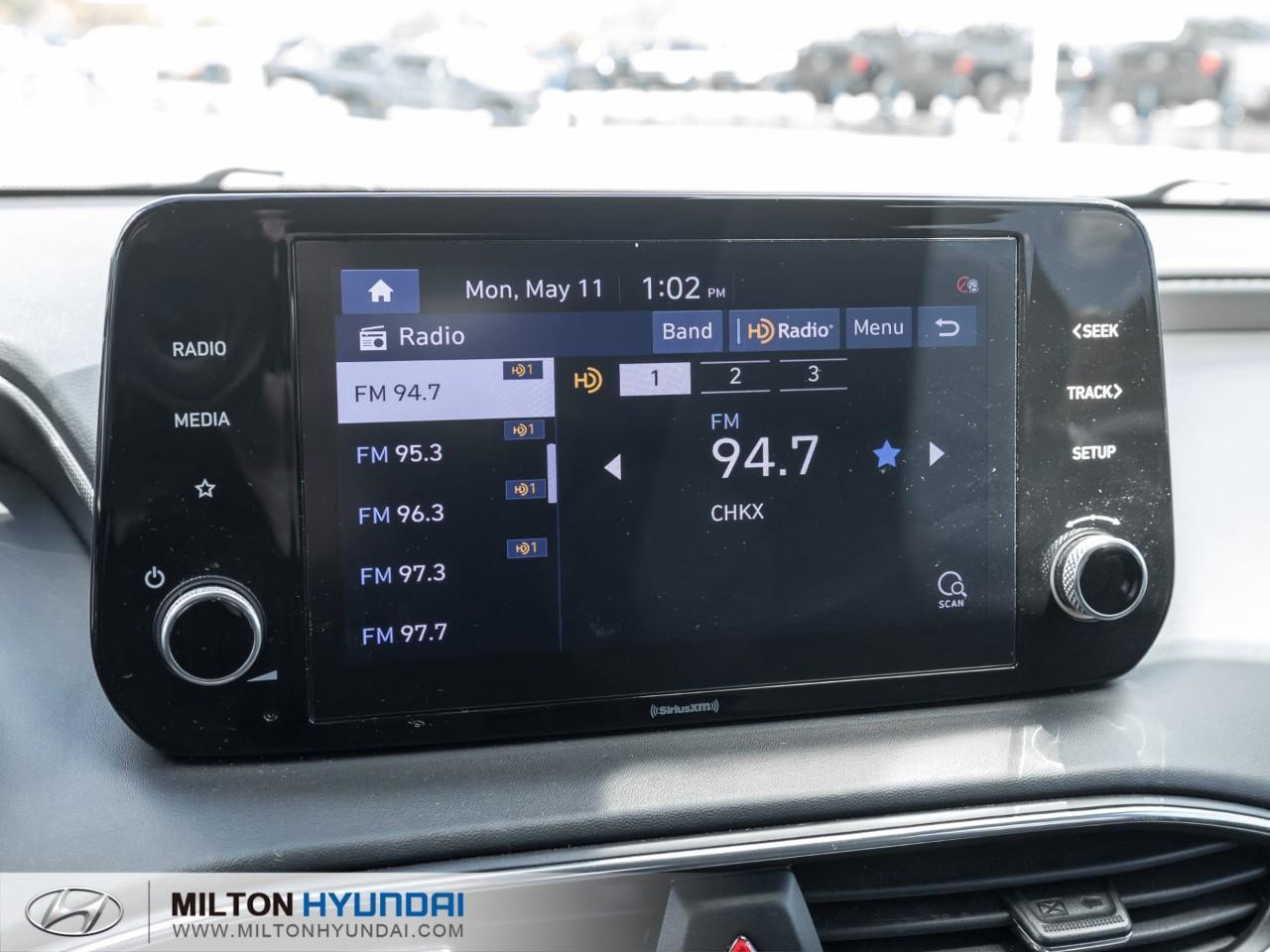 2022 Hyundai Santa Fe HEV Luxury 4dr All-Wheel Drive Photo