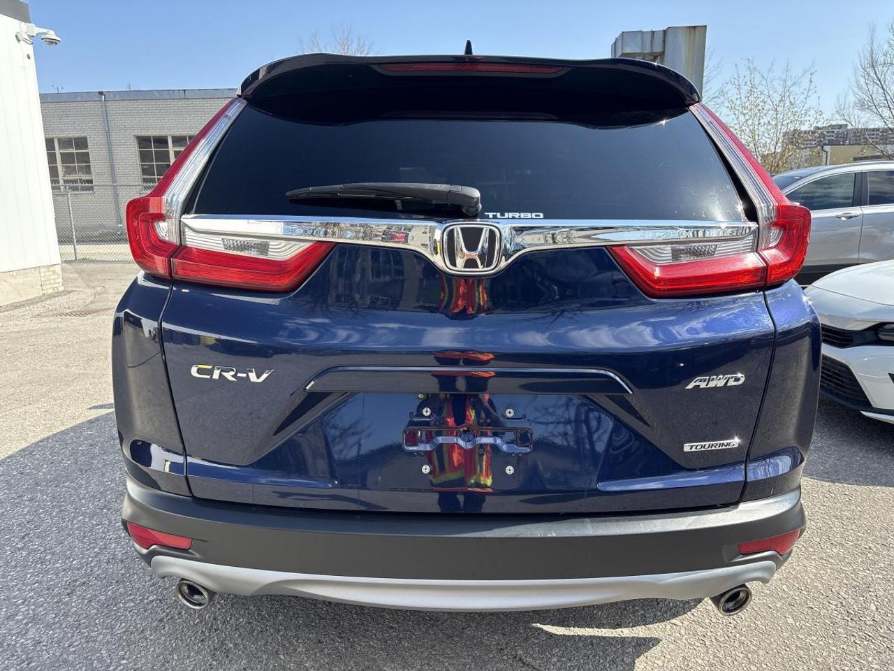 2019 Honda CR-V Touring AWD/Leather/Moonroof/Navi Photo2