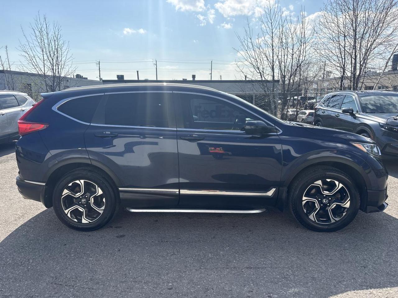 2019 Honda CR-V Touring AWD/Leather/Moonroof/Navi Photo