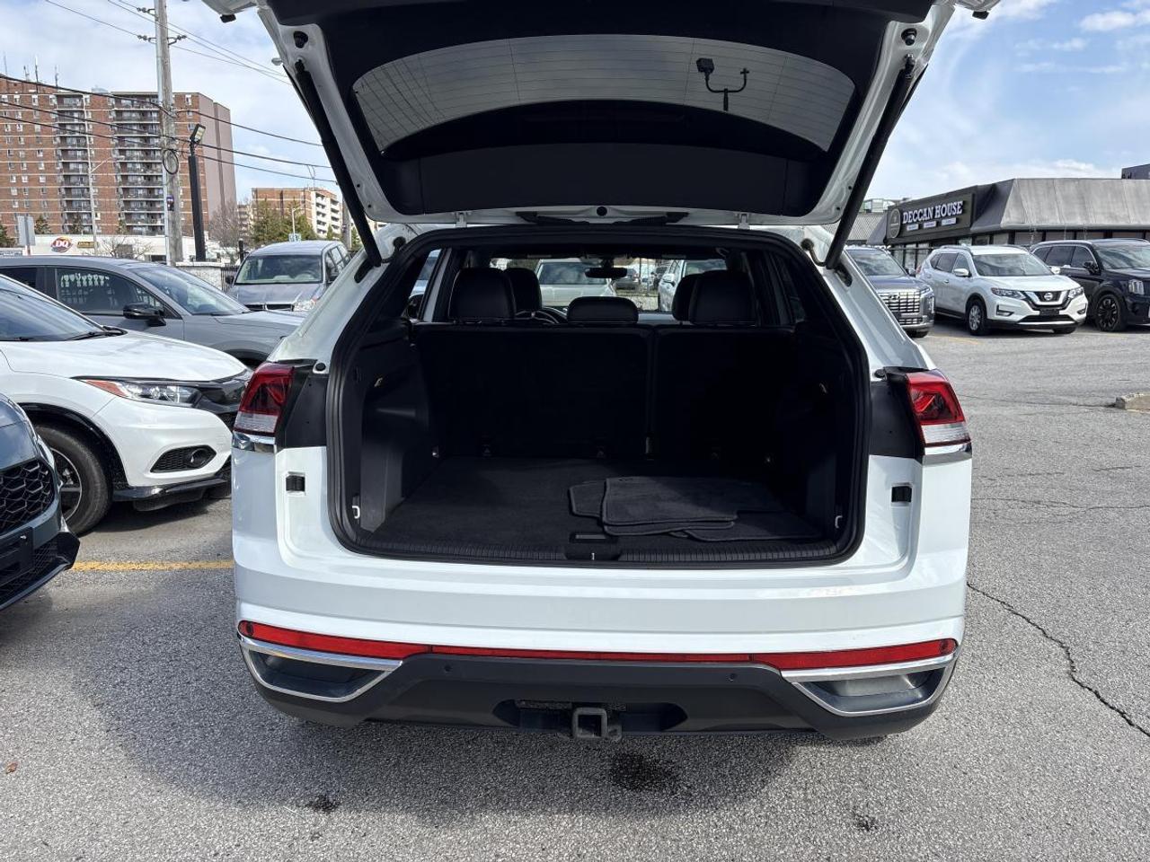 2021 Volkswagen Atlas Cross Sport Highline AWD/Leather/Moonroof/GPS Photo