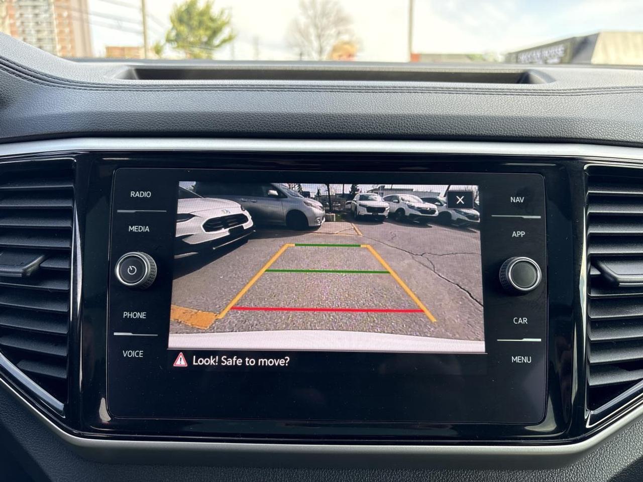 2021 Volkswagen Atlas Cross Sport Highline AWD/Leather/Moonroof/GPS Photo