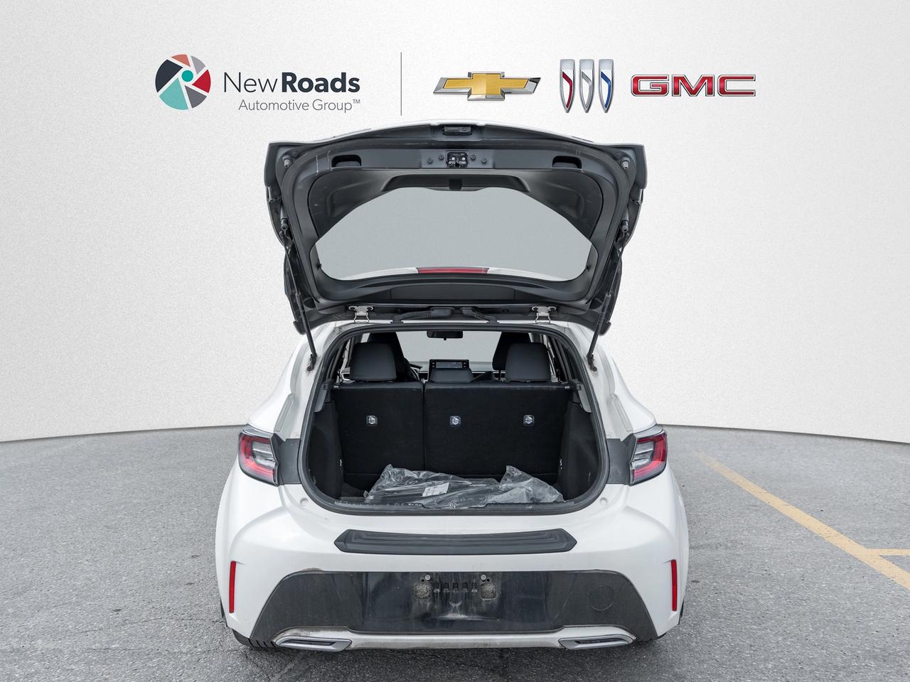 2022 Toyota Corolla Hatchback Base 5dr Photo