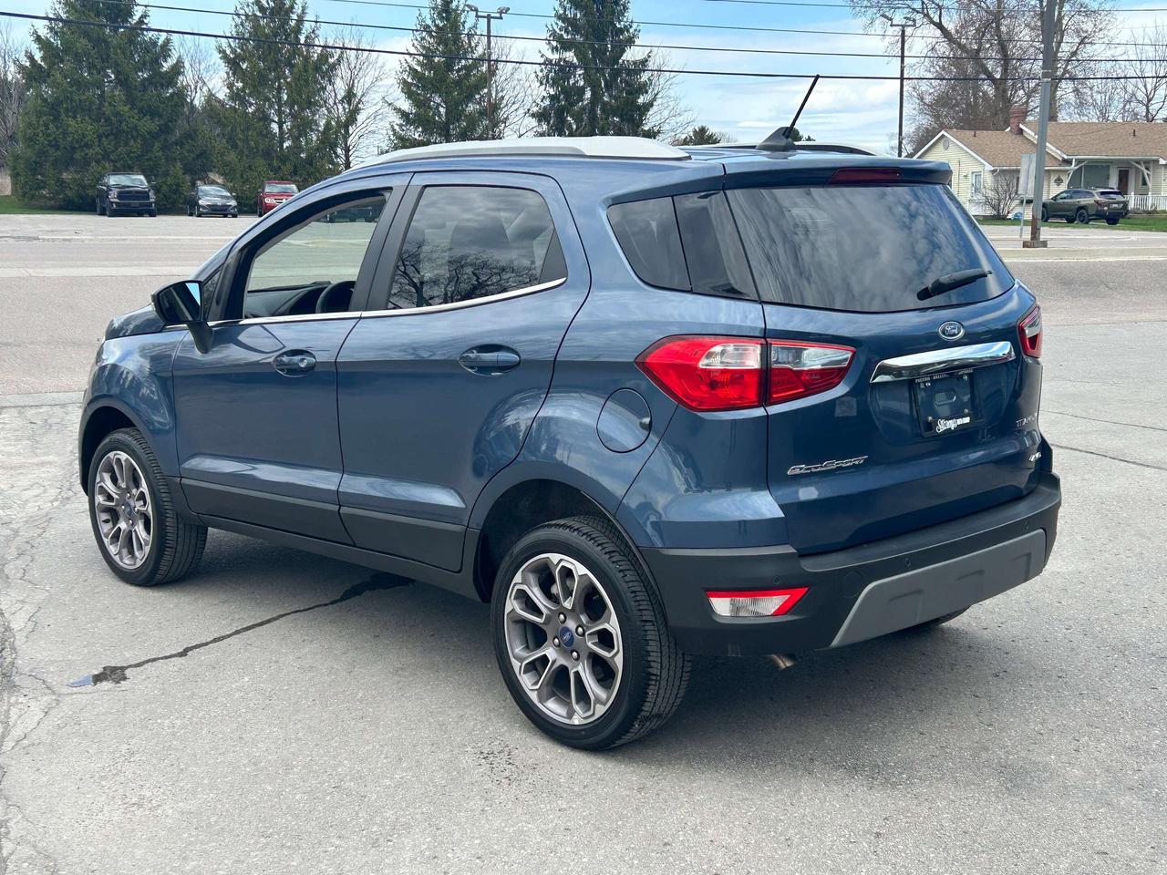 2022 Ford EcoSport Titanium/LOW LOW KMS 5900K/LOADED CALL PICTON Photo2