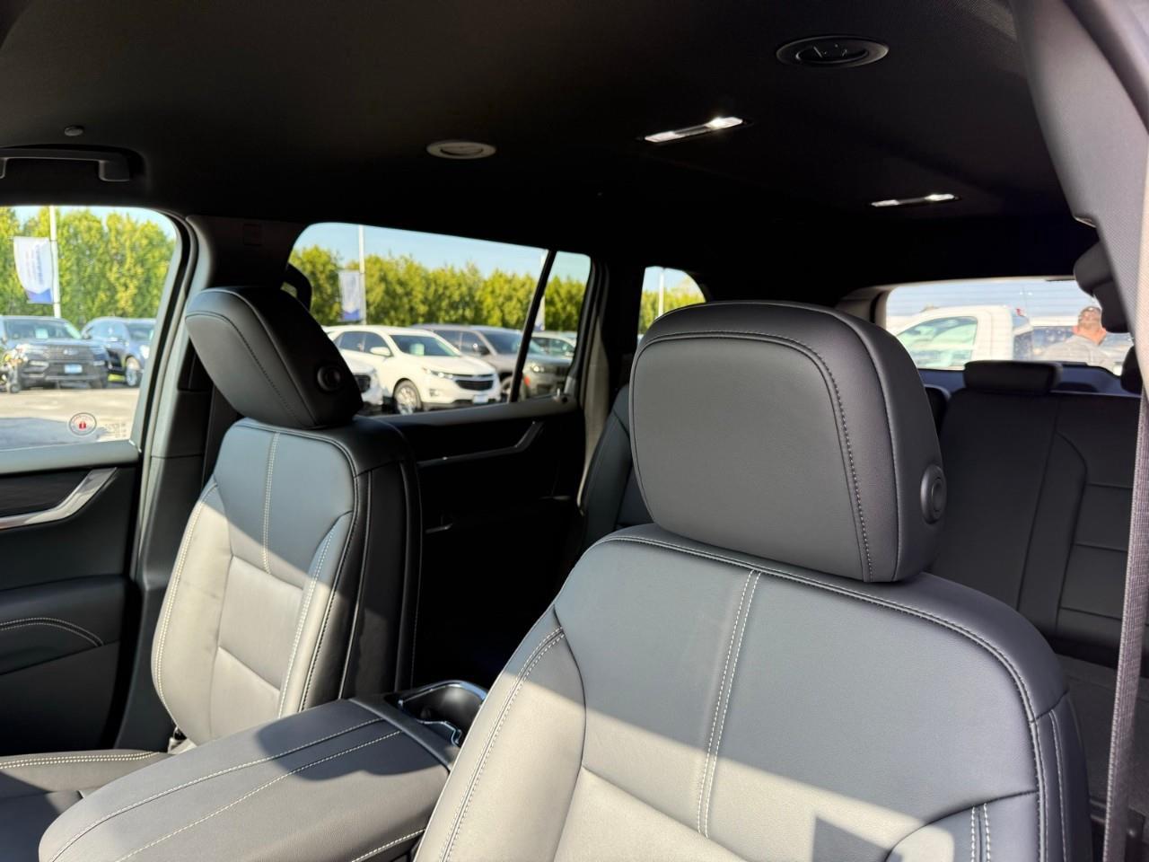 2026 GMC Acadia Elevation 4dr All-Wheel Drive Photo