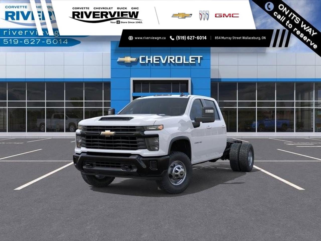 2026 Chevrolet Silverado 3500HD Chassis Work Truck 4x4 Crew Cab 177 in. WB DRW Photo0