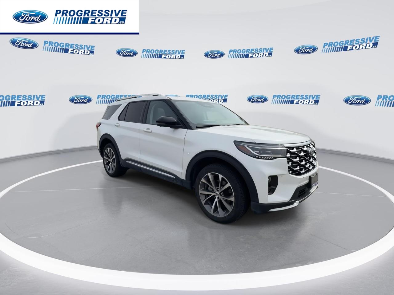 2025 Ford Explorer Platinum 4dr 4x4 Photo