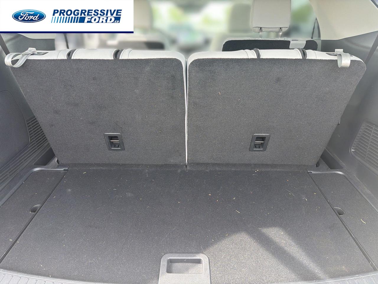 2025 Ford Explorer Platinum 4dr 4x4 Photo