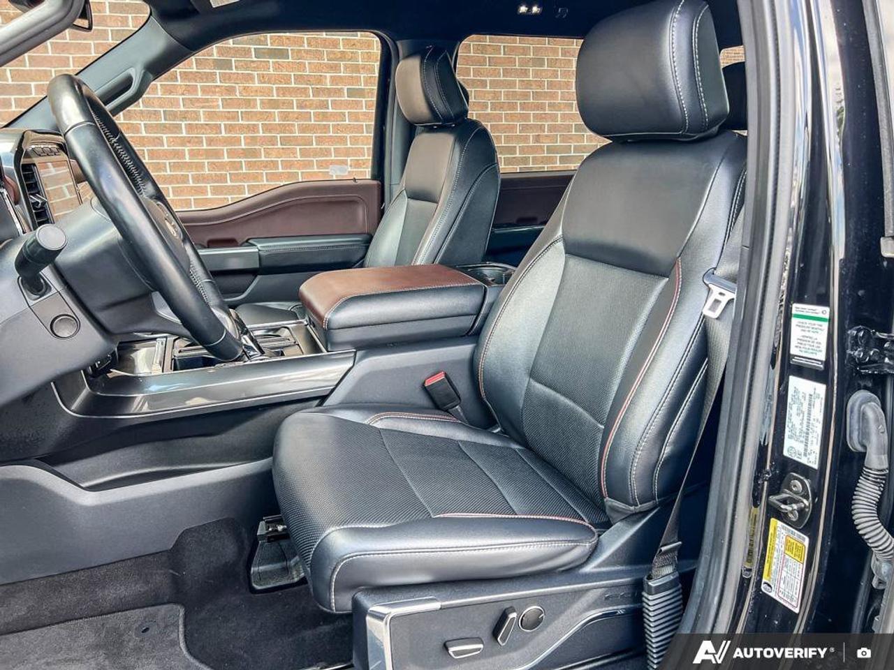 2023 Ford F-150 LARIAT   LTHR   HTD SEATS   TRL TOW PKG Photo