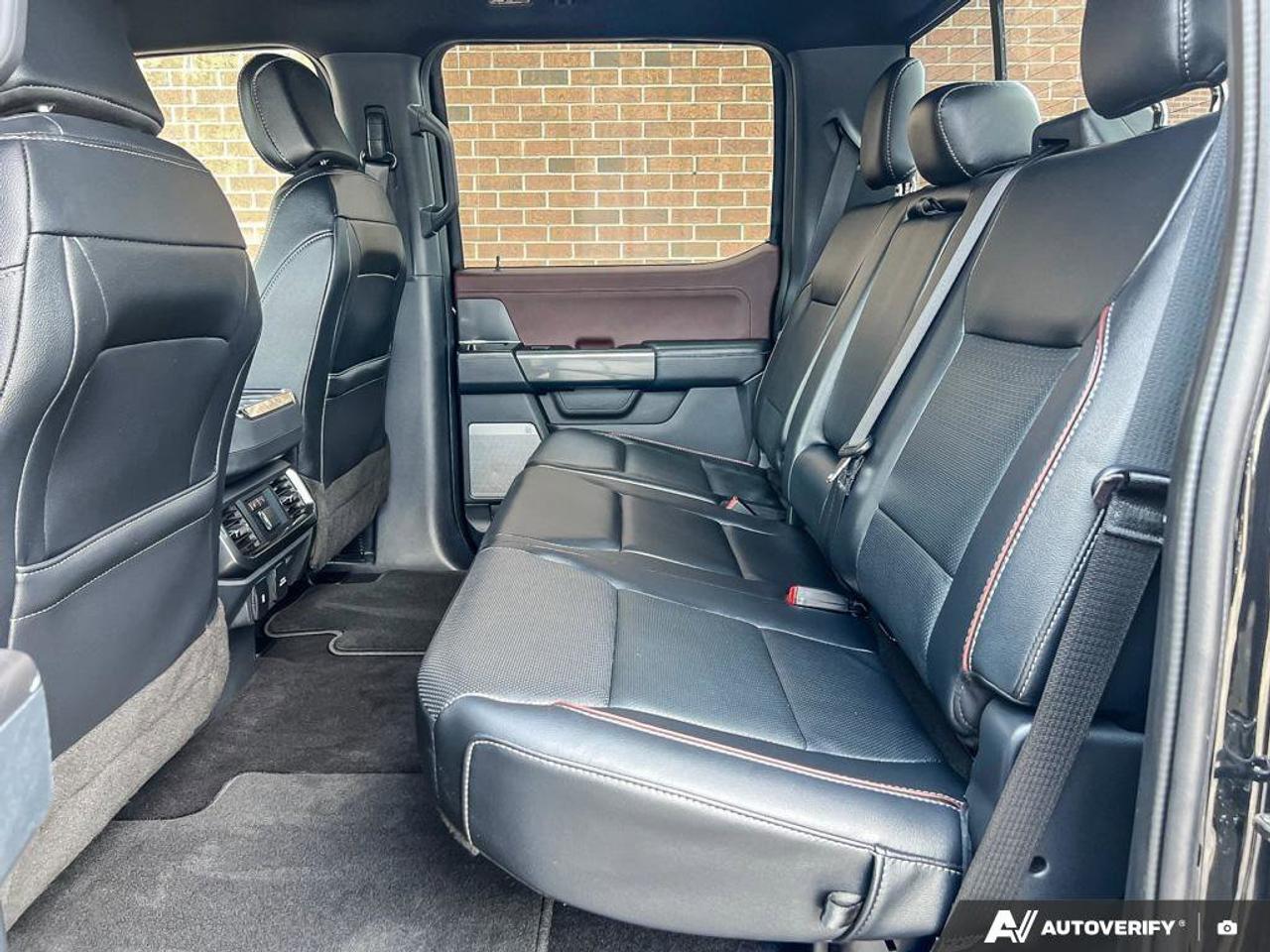2023 Ford F-150 LARIAT   LTHR   HTD SEATS   TRL TOW PKG Photo