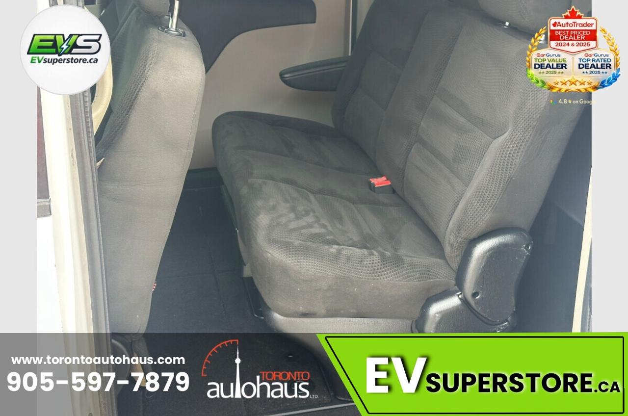 2016 Dodge Grand Caravan SE/NO ACCIDENTS Photo