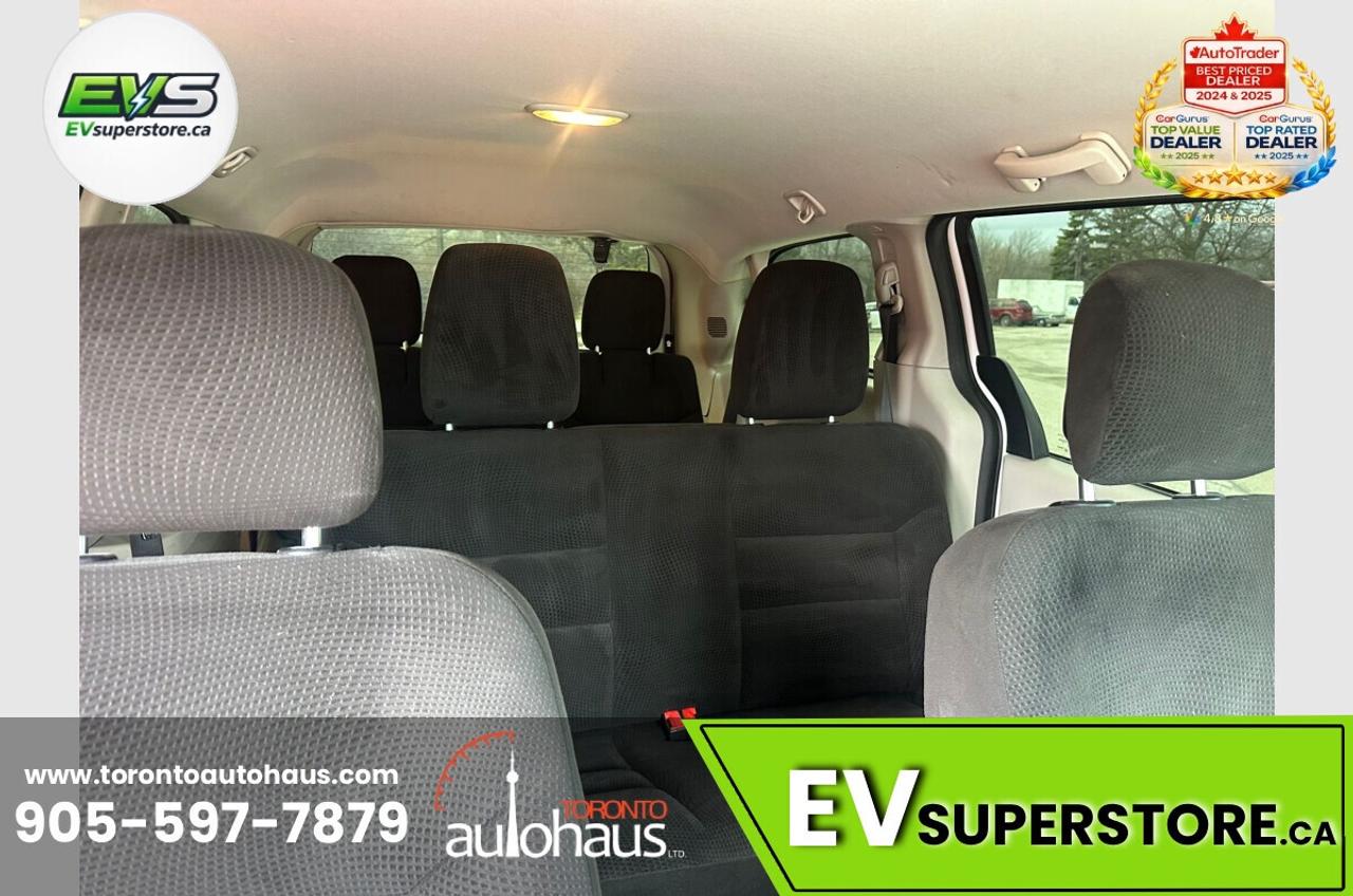 2016 Dodge Grand Caravan SE/NO ACCIDENTS Photo