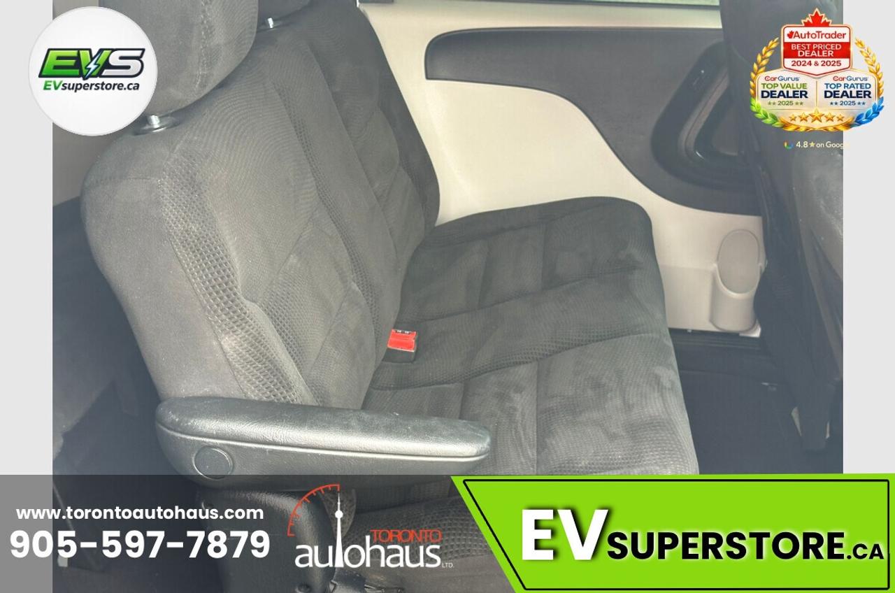 2016 Dodge Grand Caravan SE/NO ACCIDENTS Photo