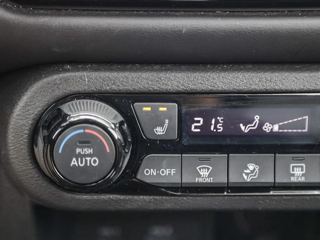 2023 Nissan Kicks SR 4dr Front-Wheel Drive Photo