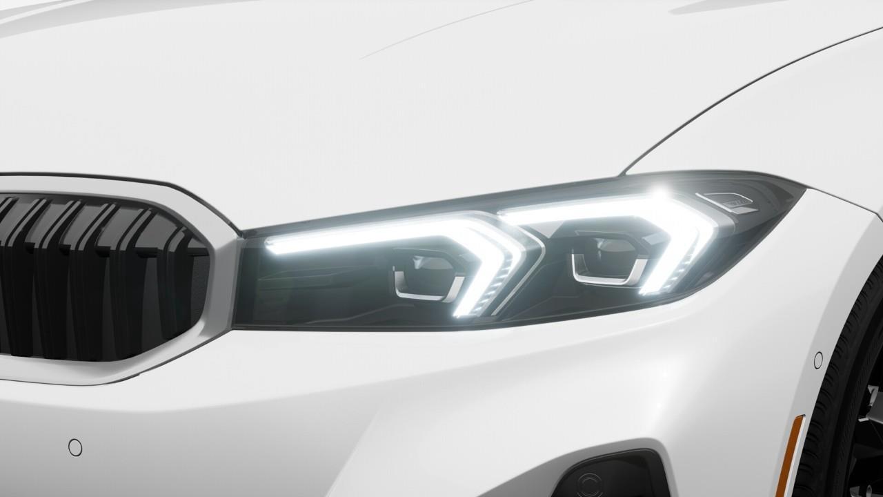 2025 BMW 330 i xDrive 4dr All-Wheel Drive Sedan Photo