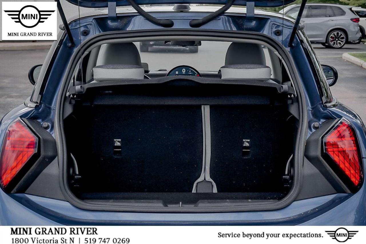 2025 MINI 3 Door Cooper S 2dr Hatchback Photo