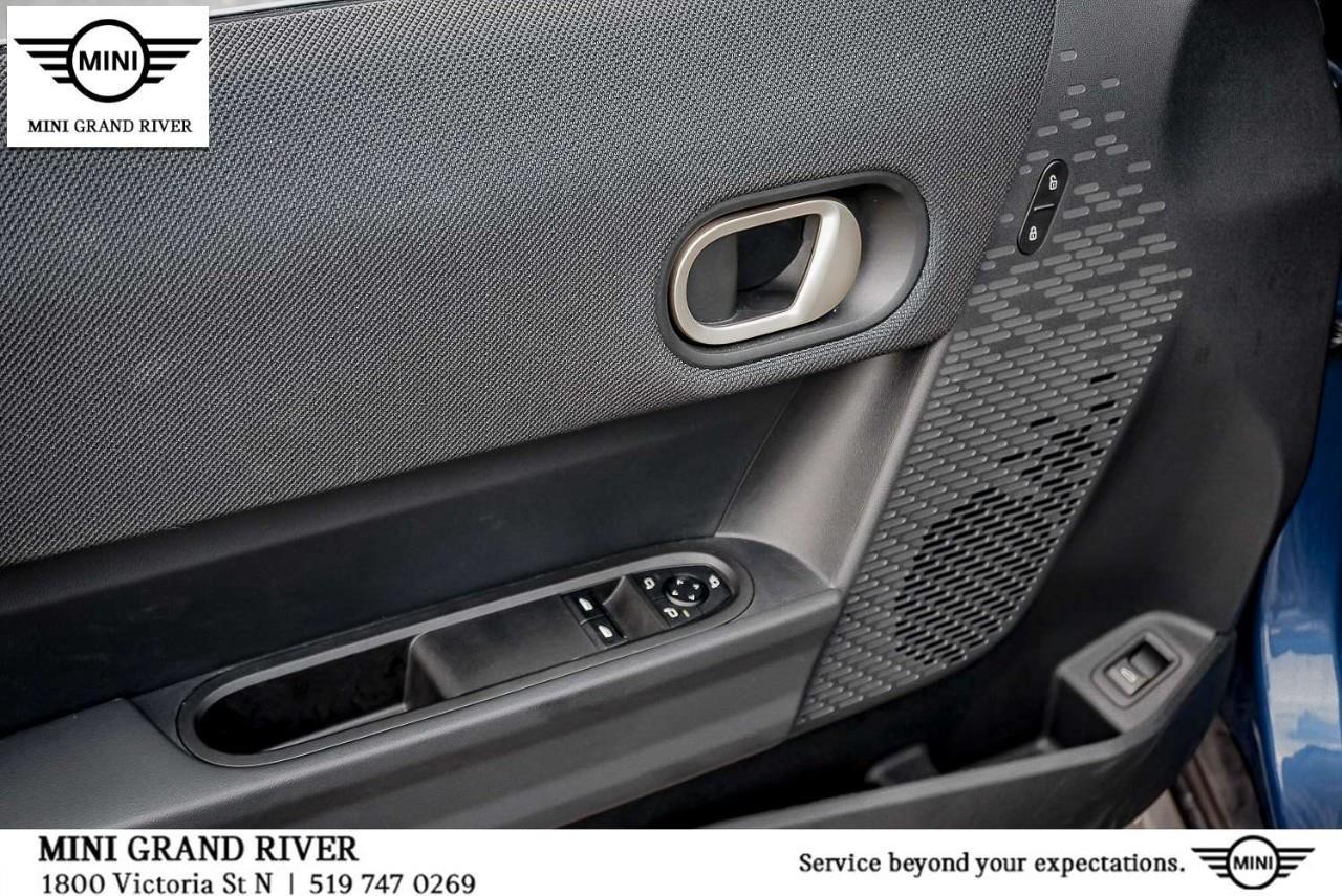 2025 MINI 3 Door Cooper S 2dr Hatchback Photo