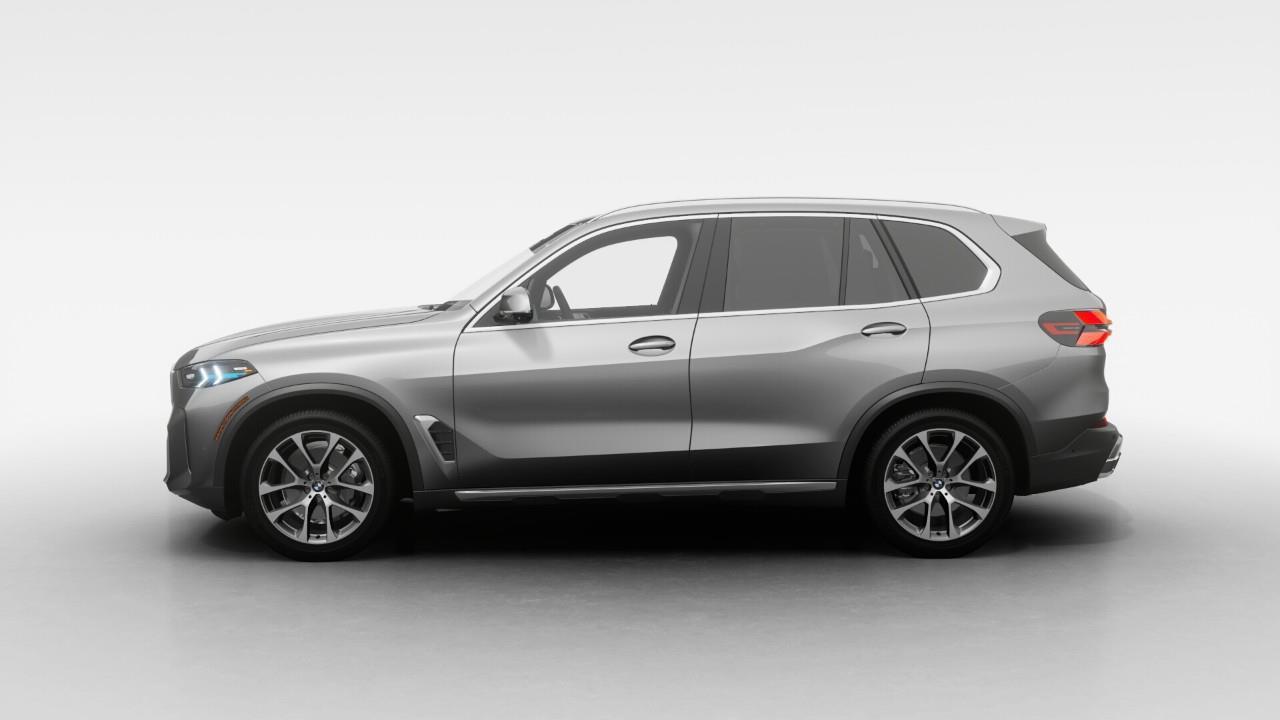 2026 BMW X5 xDrive40i 4dr All-Wheel Drive Sports Activity Vehicle Photo3