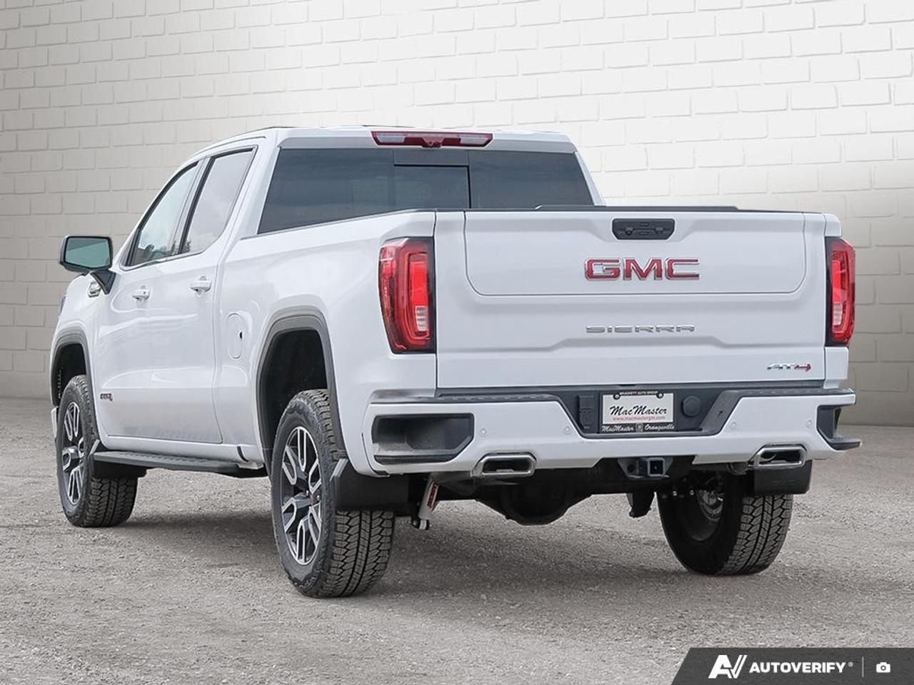 2026 GMC Sierra 1500 Crew Cab Standard Box 4-Wheel Drive AT4 Photo2
