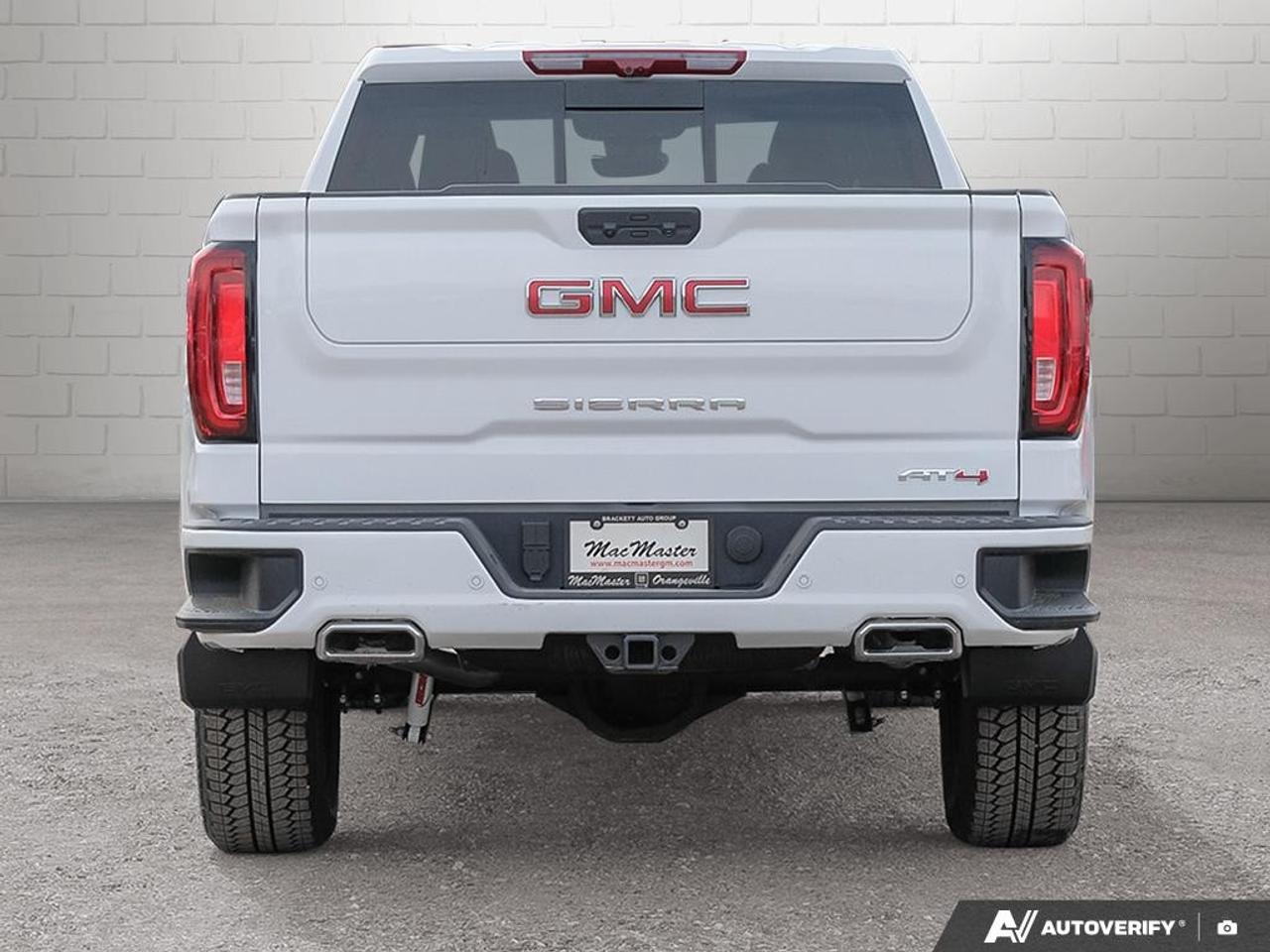 2026 GMC Sierra 1500 Crew Cab Standard Box 4-Wheel Drive AT4 Photo3