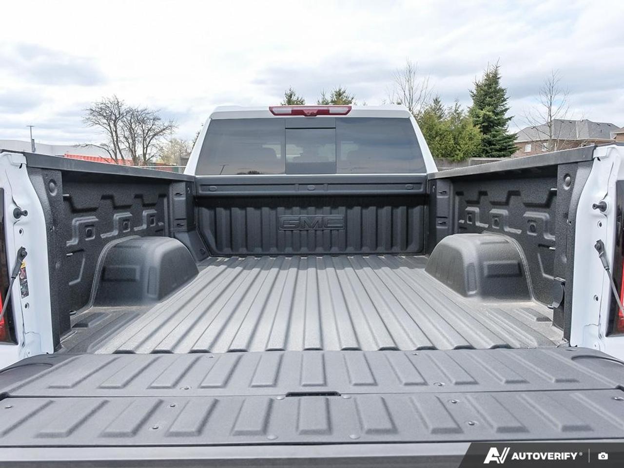 2026 GMC Sierra 1500 Crew Cab Standard Box 4-Wheel Drive AT4 Photo