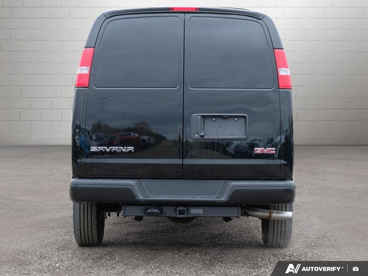 2026 GMC Savana Cargo Van 2500 Extended Wheelbase Rear-Wheel Drive Photo