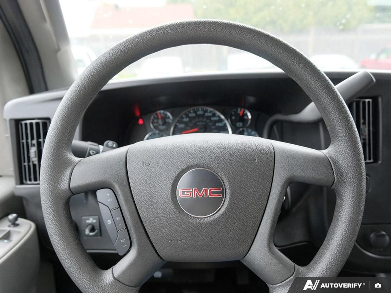2026 GMC Savana Cargo Van 2500 Extended Wheelbase Rear-Wheel Drive Photo