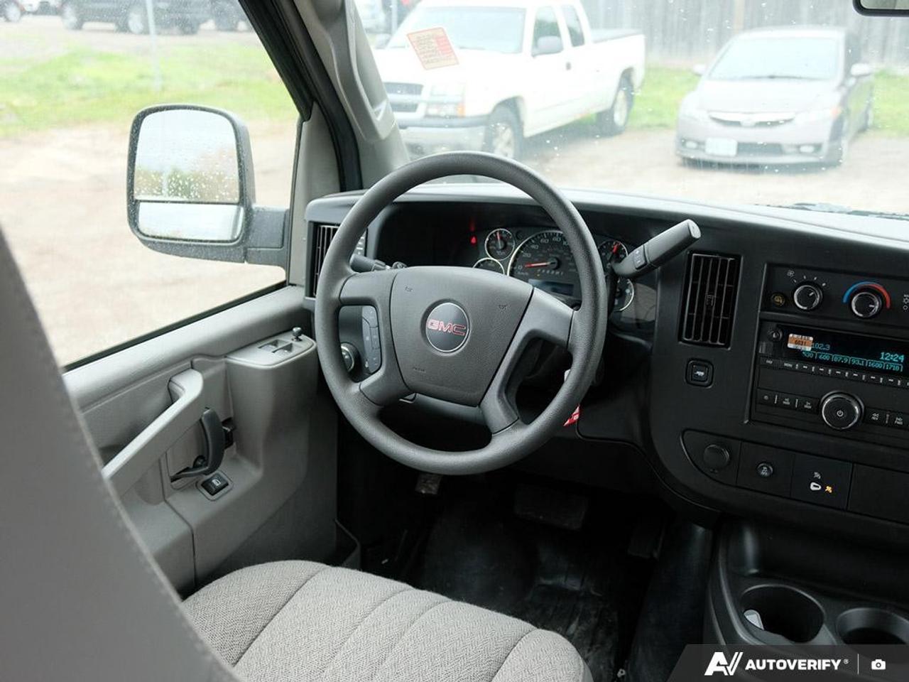 2026 GMC Savana Cargo Van 2500 Extended Wheelbase Rear-Wheel Drive Photo