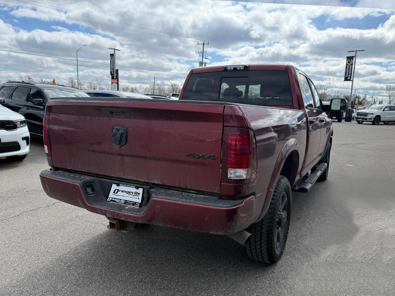 2016 RAM 2500 4WD Crew Cab 149  Laramie Photo4