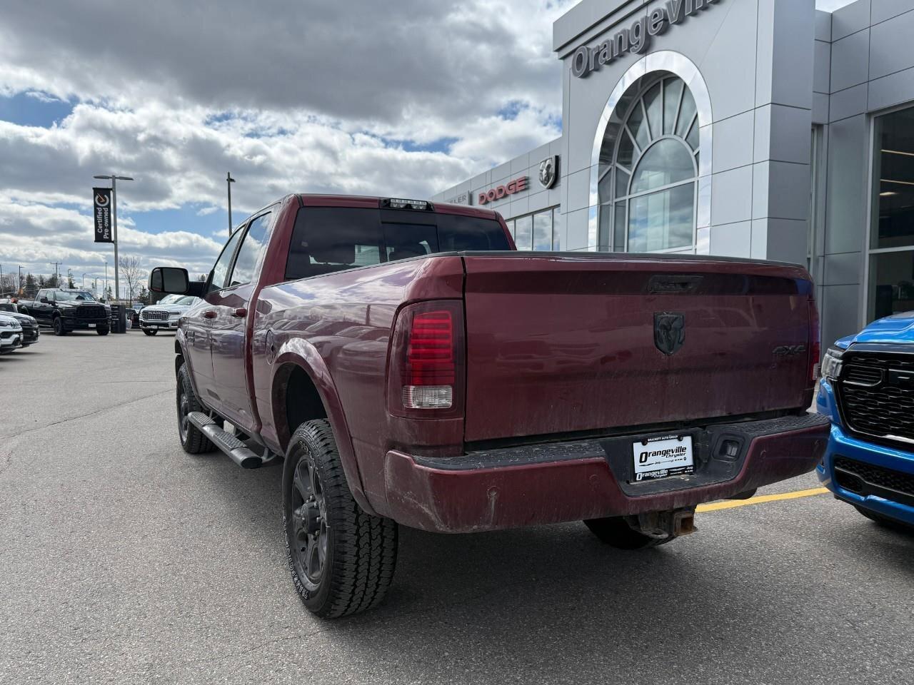 2016 RAM 2500 4WD Crew Cab 149  Laramie Photo