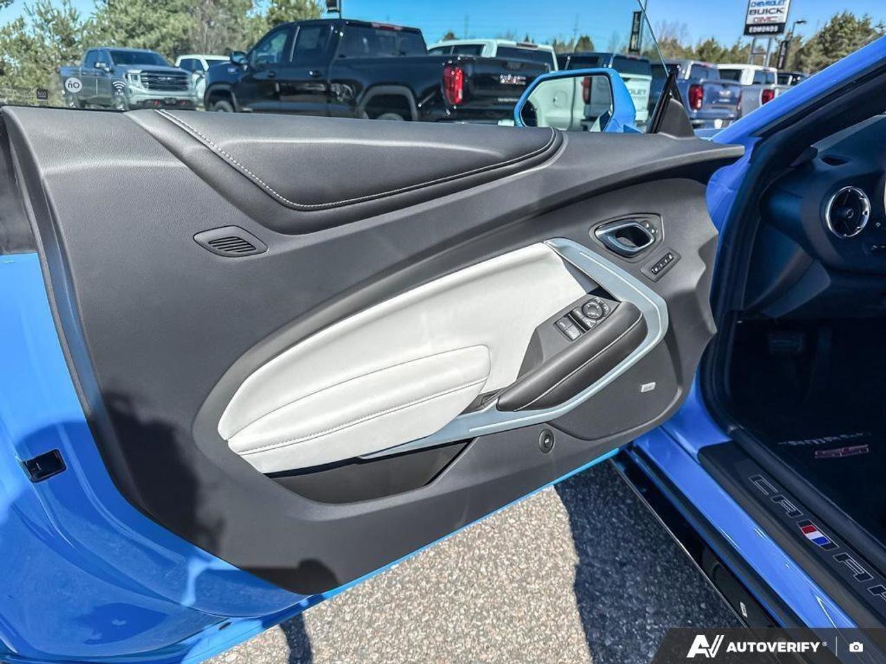 2023 Chevrolet Camaro 2SSOne Owner   Remote Start   Heated Seats Photo