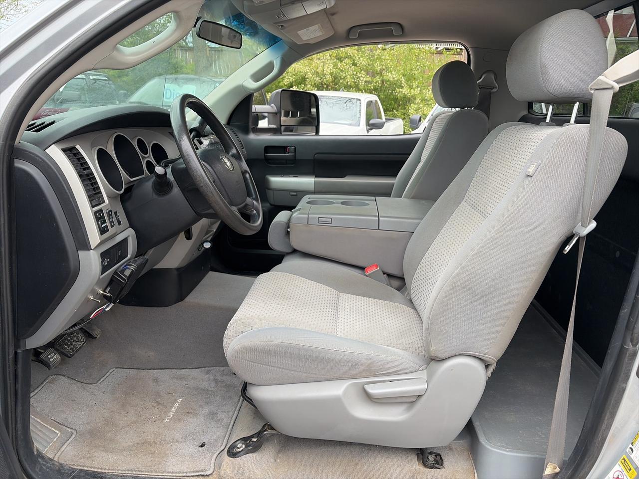 2009 Toyota Tundra DLX, CLEAN CARFAX, 2WD! Photo