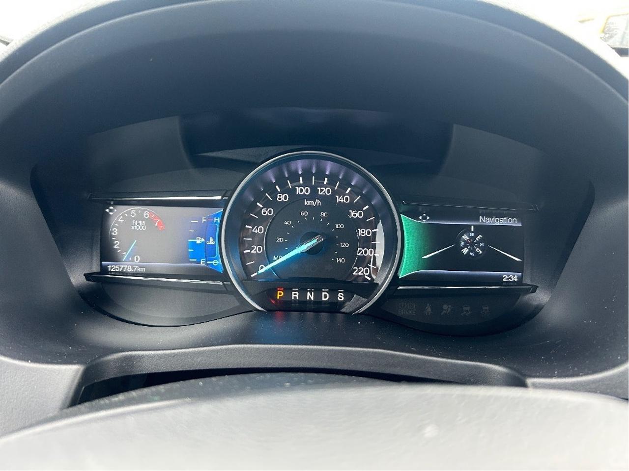 2019 Ford Explorer XLT, 4X4, HEATED LEATHER, REMOTE START! Photo