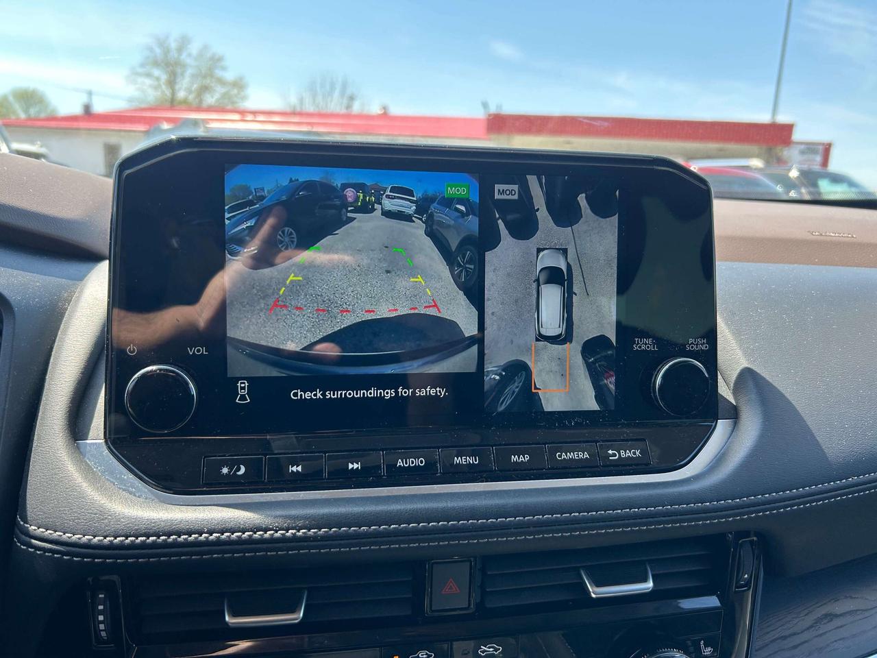 2023 Nissan Rogue PLATINUM, CLEAN CARFAX, SUNROOF, REMOTE START! Photo