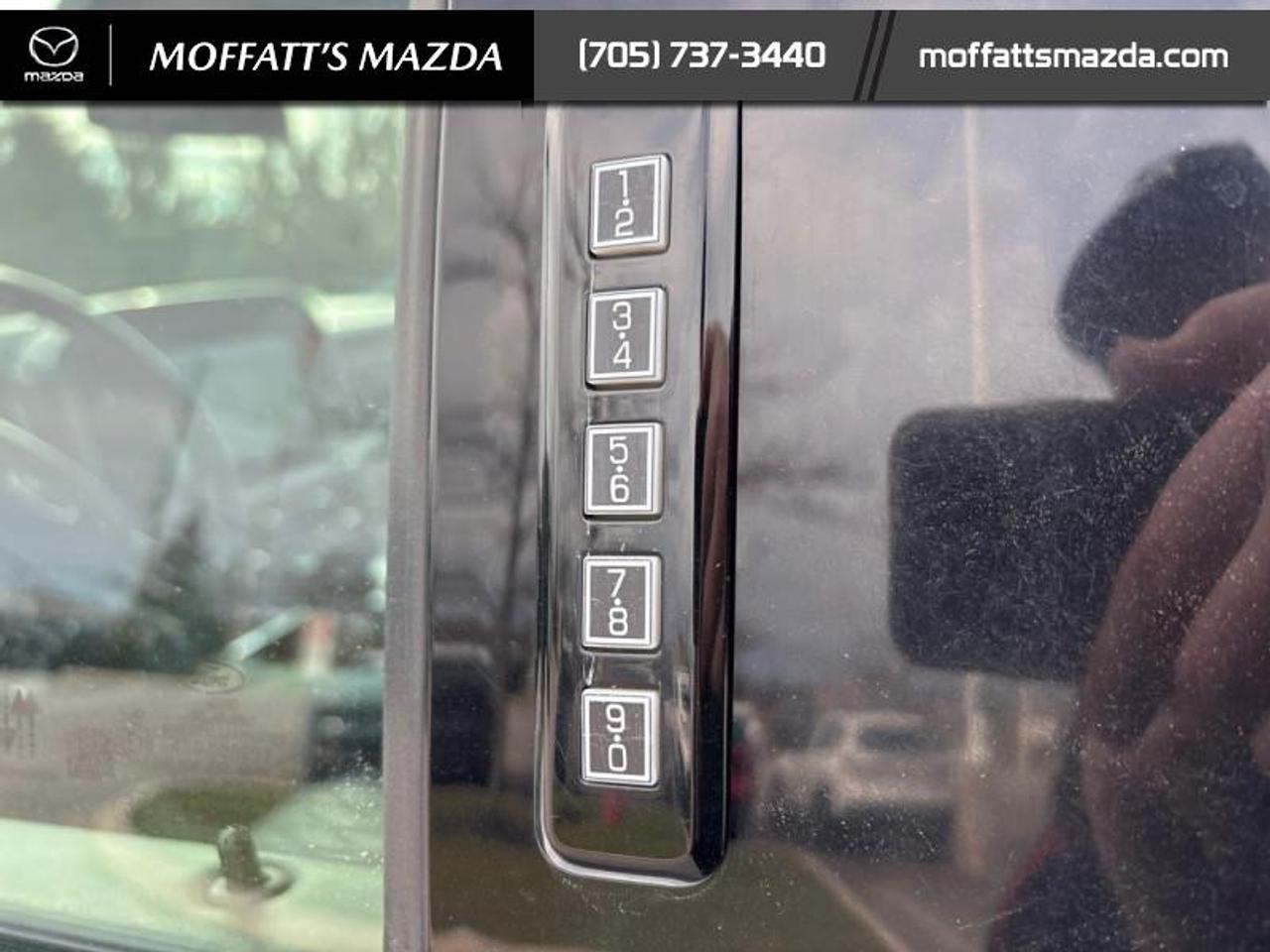 2023 Ford F-150 Limited  Photo