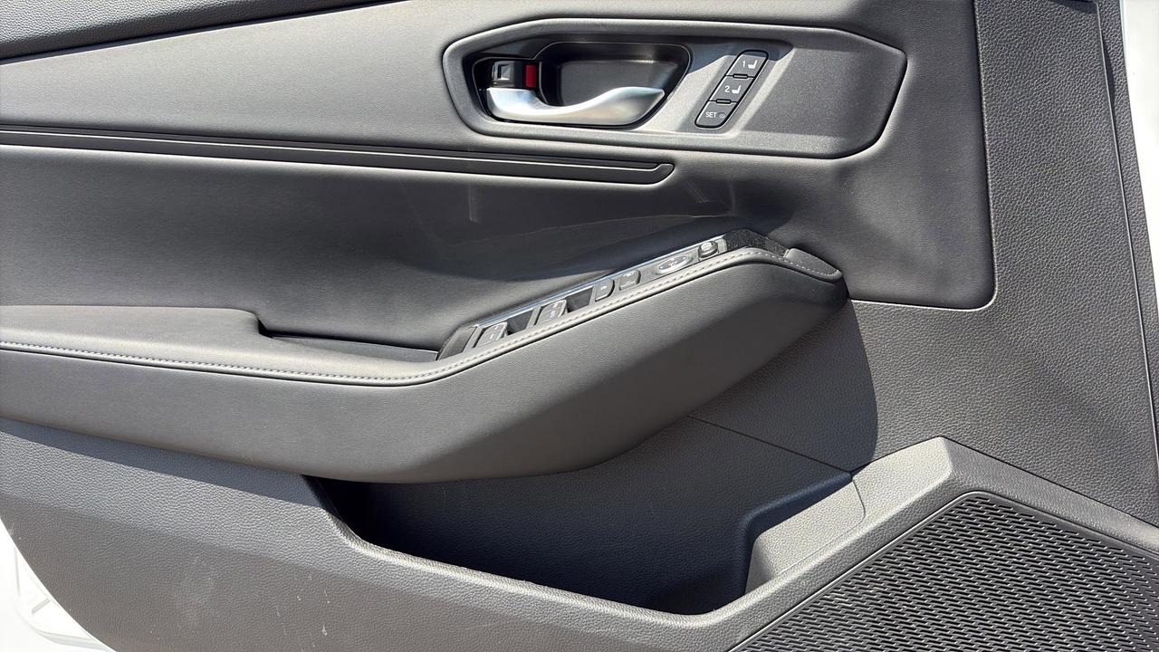 2025 Honda Accord Hybrid Touring eCVT Photo