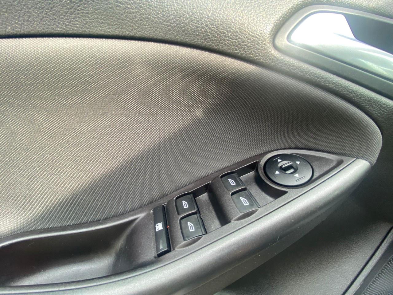 13967736