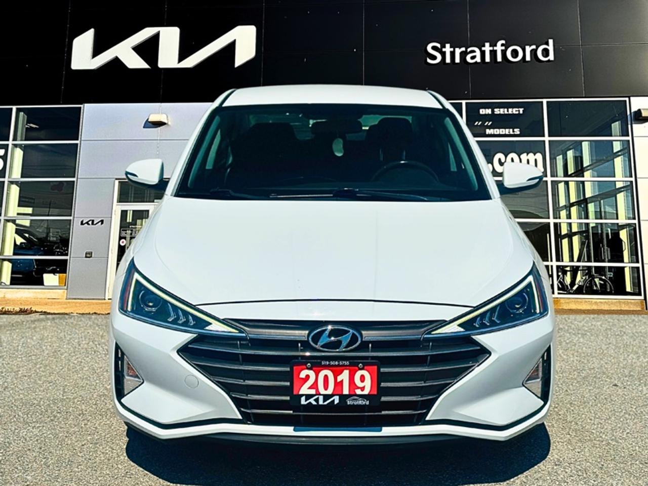 2019 Hyundai Elantra Preferred  AT Photo