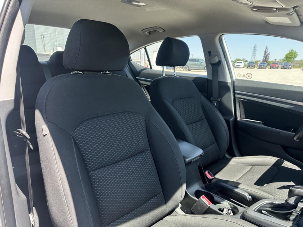 2019 Hyundai Elantra Preferred  AT Photo
