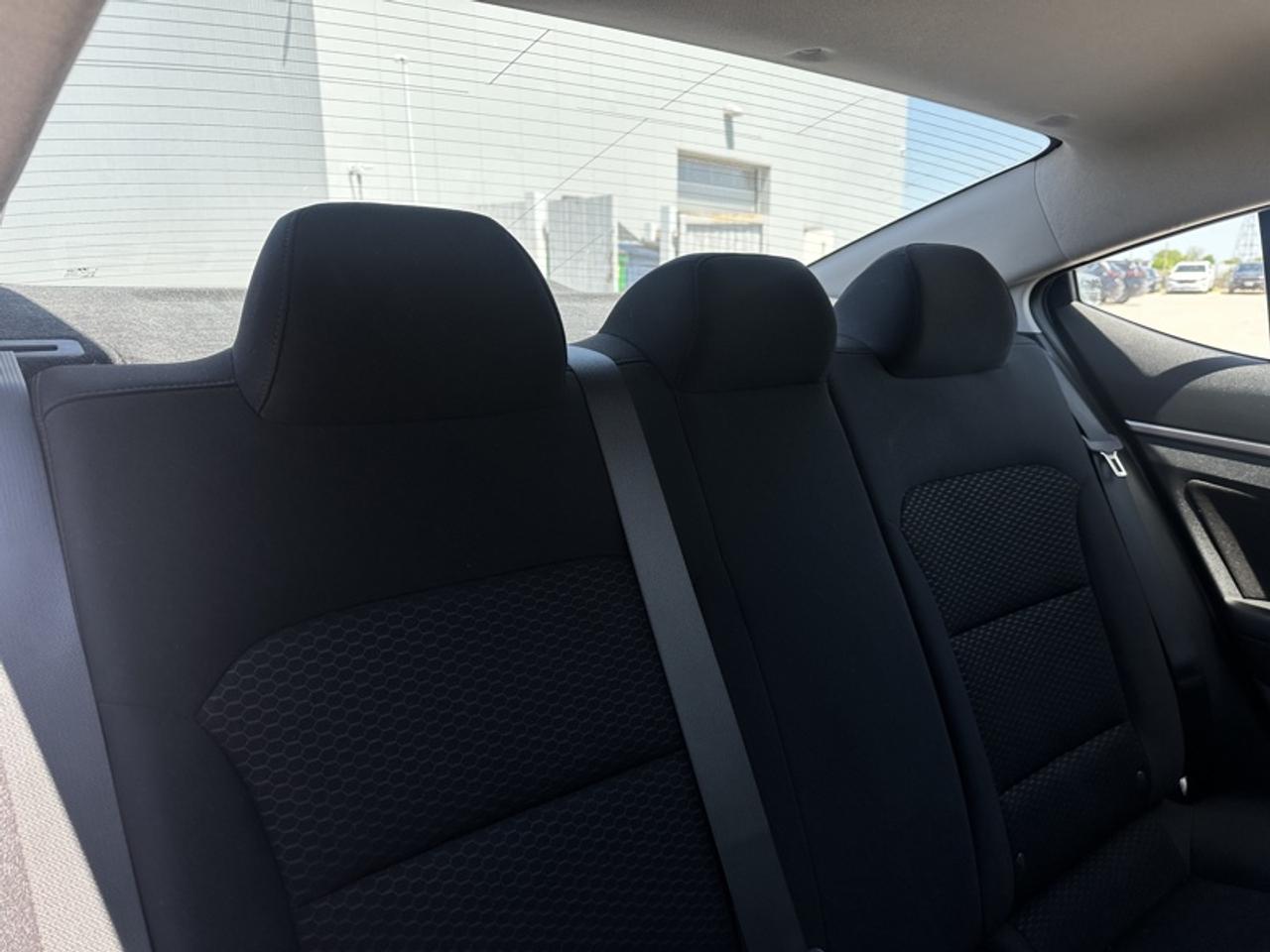 2019 Hyundai Elantra Preferred  AT Photo