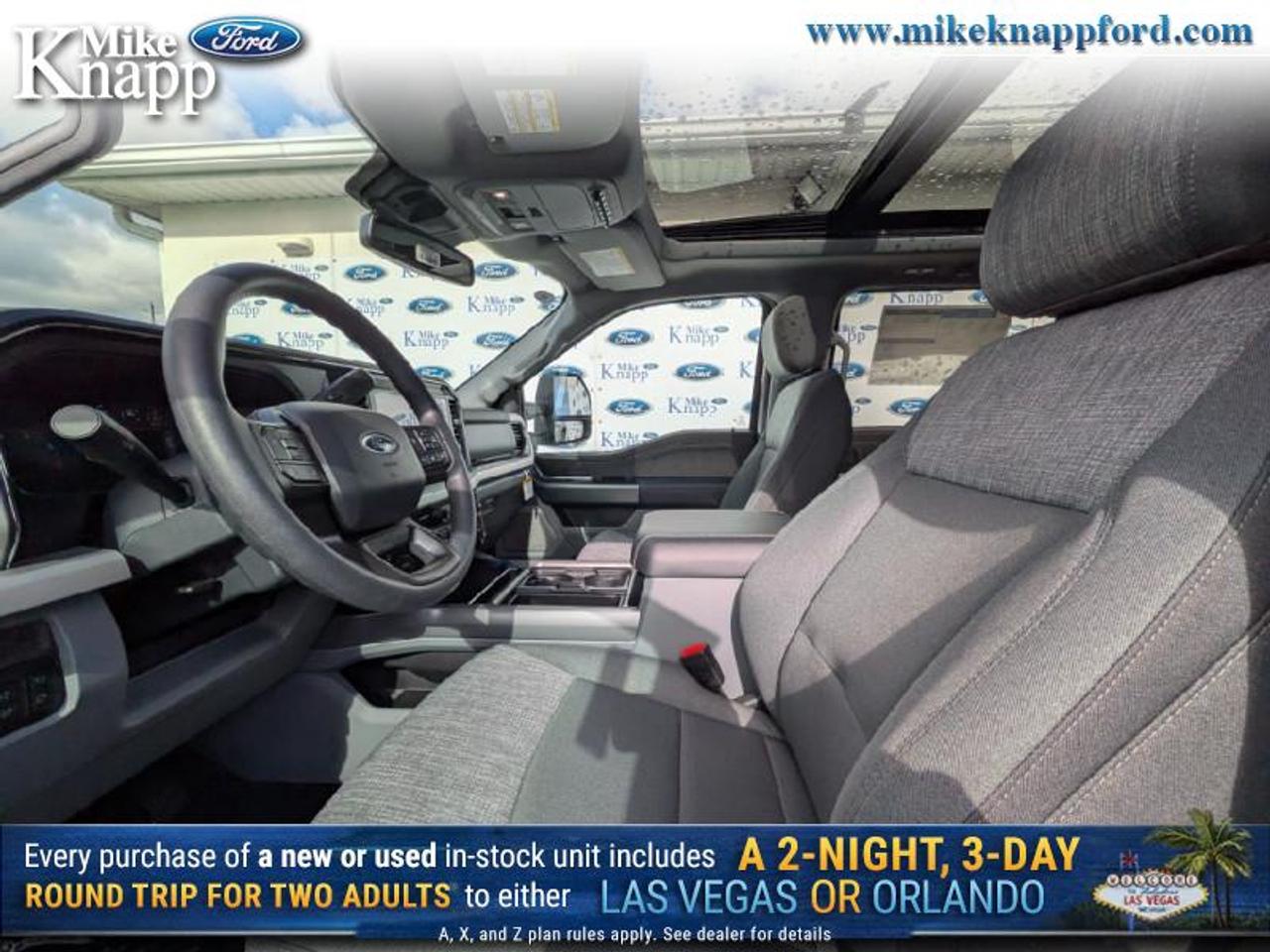 2026 Ford F-350 Super Duty XLT Photo