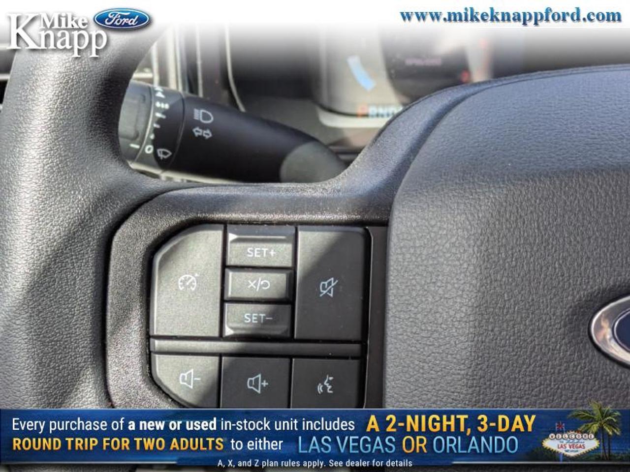 2026 Ford F-350 Super Duty XLT Photo