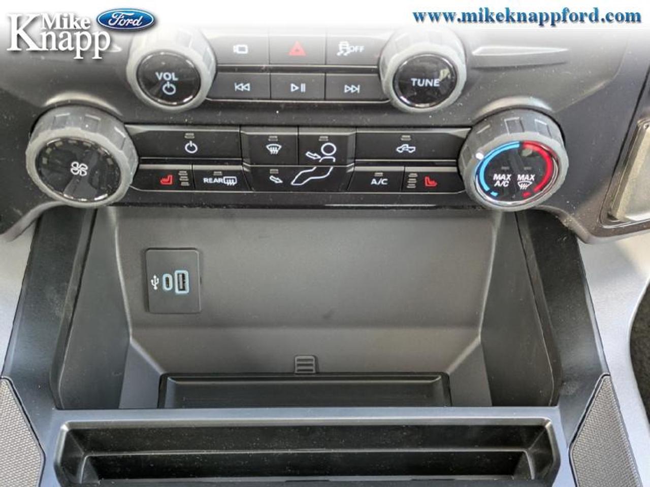 2026 Ford F-350 Super Duty XLT Photo
