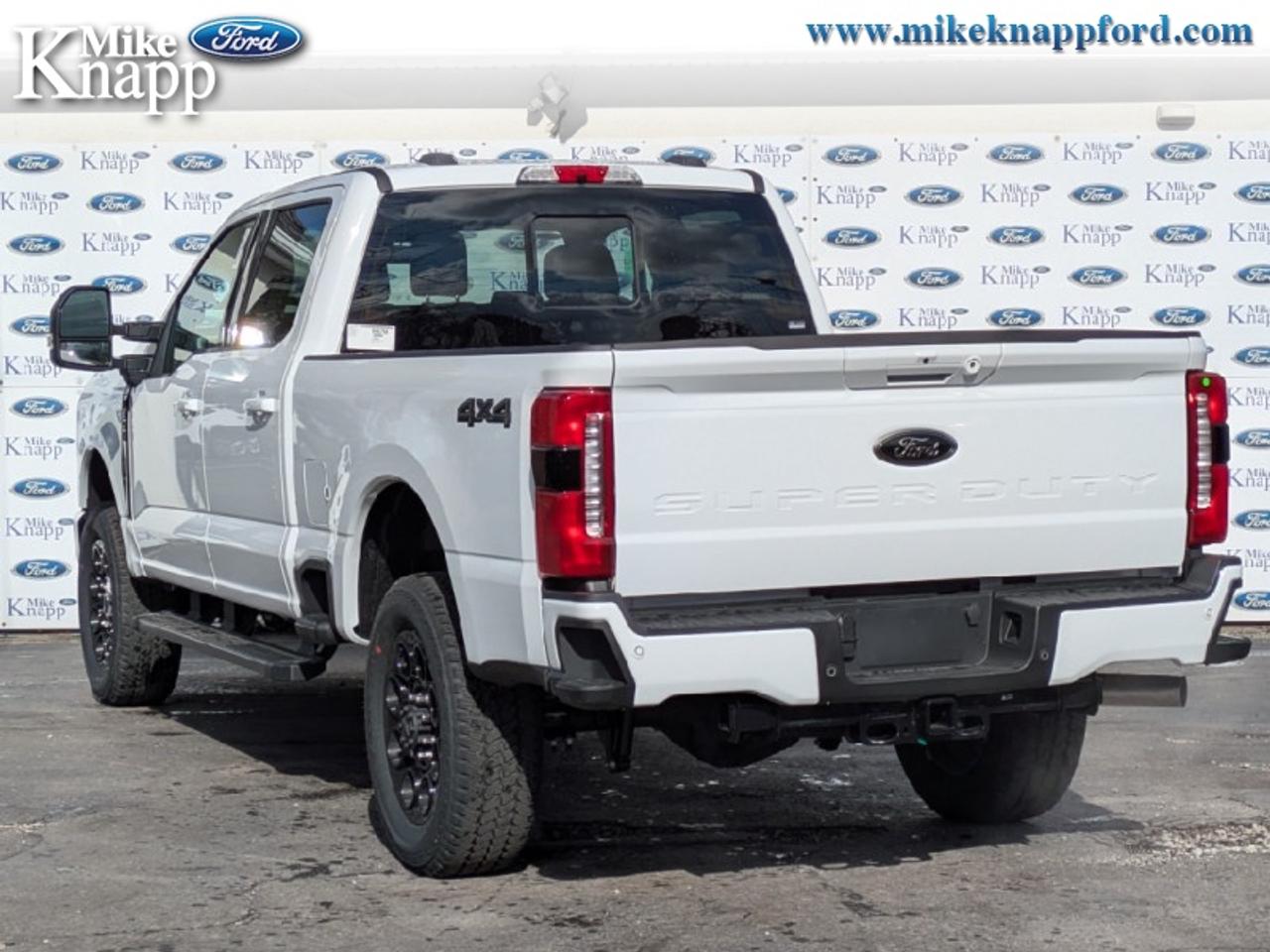 2026 Ford F-350 Super Duty XLT Photo