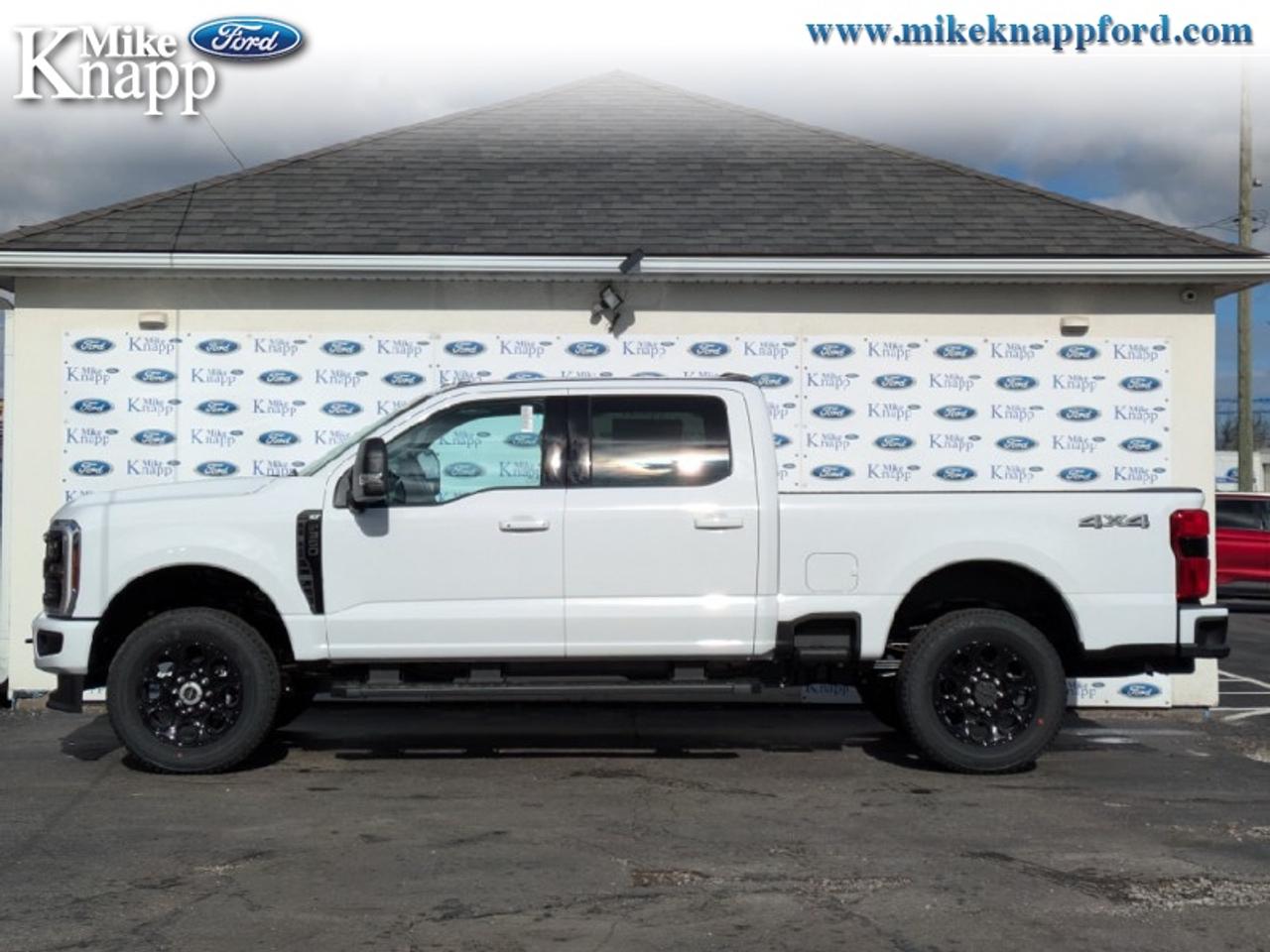 2026 Ford F-350 Super Duty XLT Photo