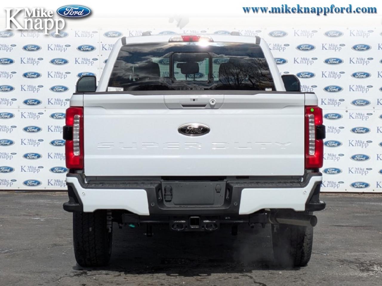 2026 Ford F-350 Super Duty XLT Photo
