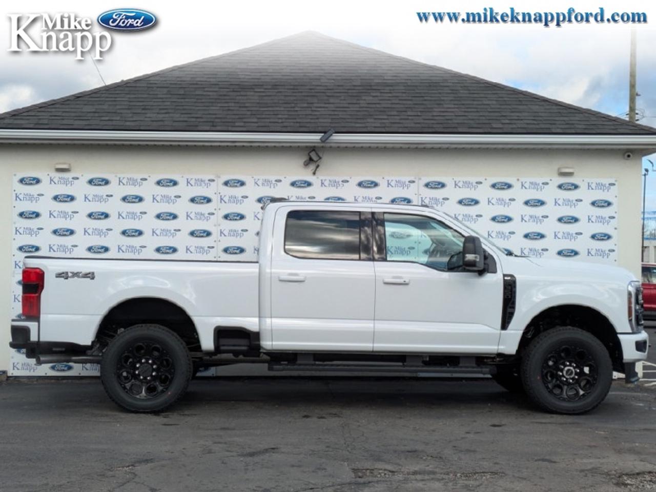 2026 Ford F-350 Super Duty XLT Photo